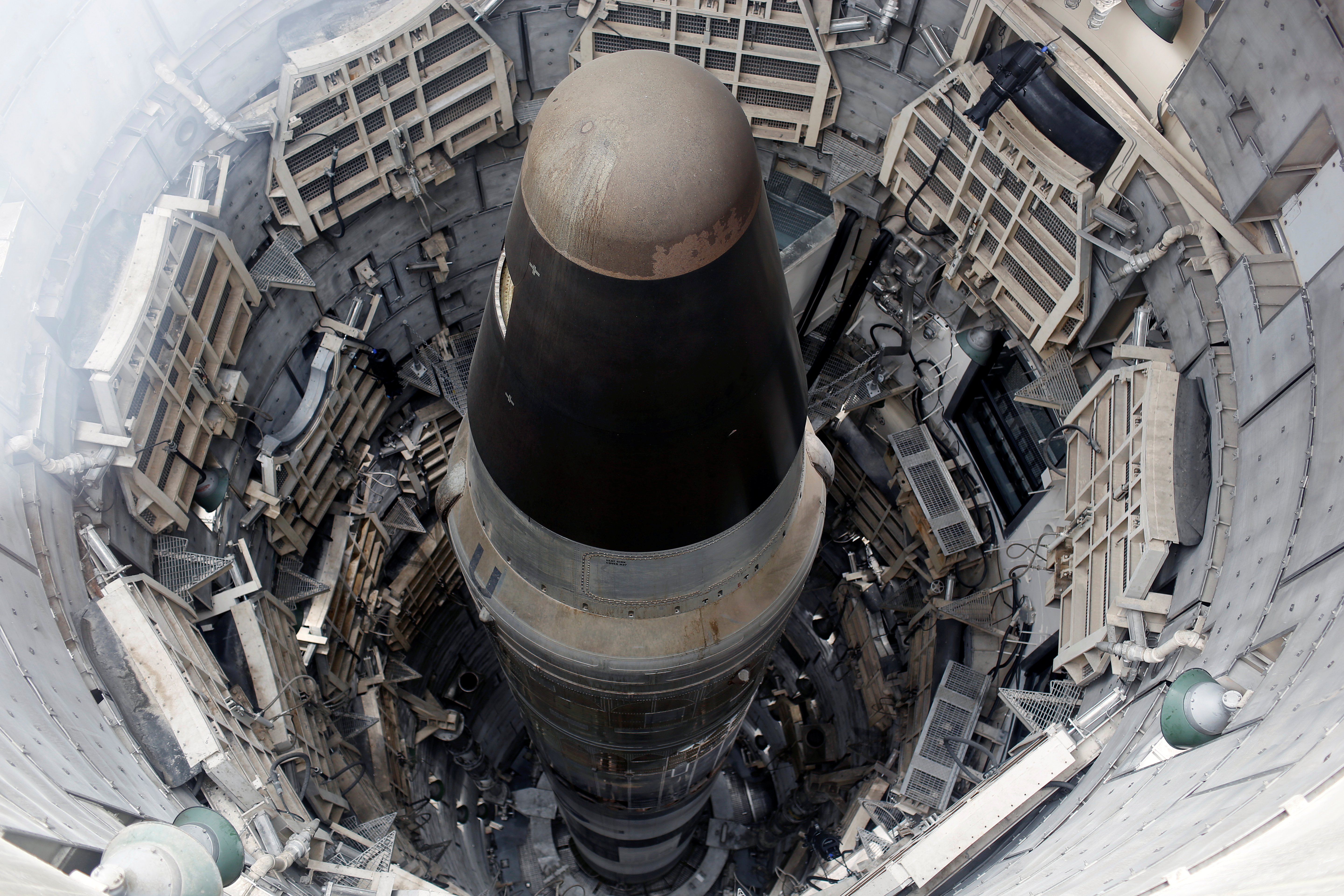 Ядерная ракета америки. Ядерный Арсенал США 2020. Ядерные ракетоносители США. Ядерная ракета. Американское ядерное оружие.