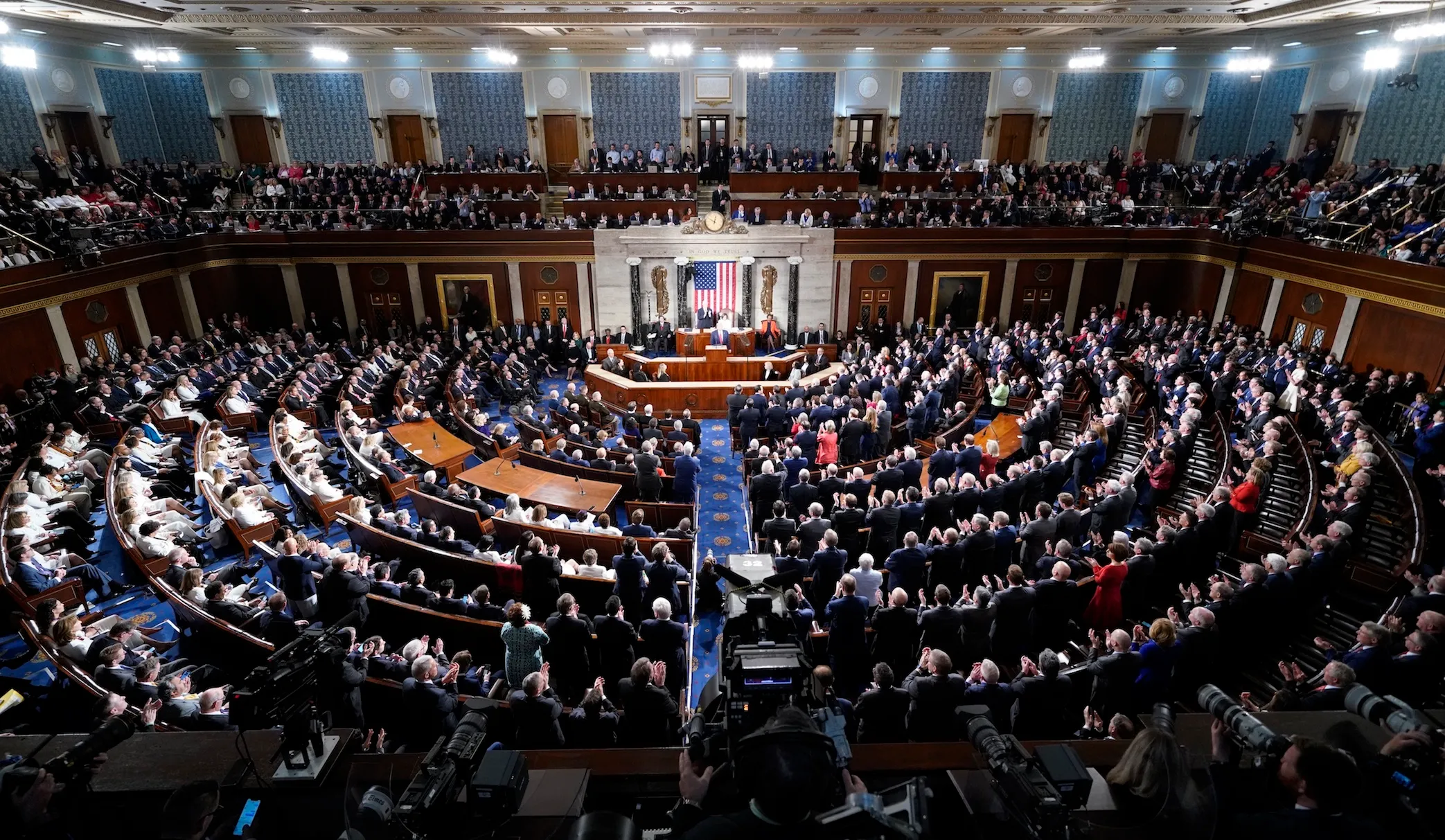 Парламент формирует правительство. Собрание конгресса США. Заседание конгресса США. Палата представителей США И Сенат США. Две палаты конгресса США.