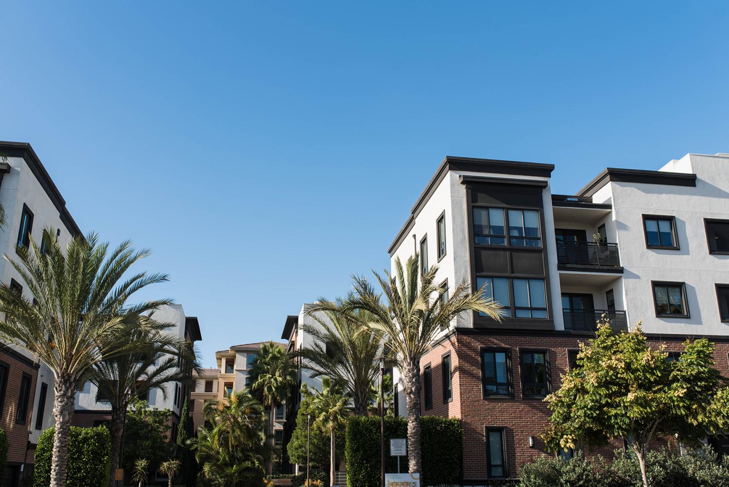 Real estate property in Playa Vista, California. Surrounded by beautiful palm trees and tropical plants along with the proximity to Los Angeles makes this a very desirable location.